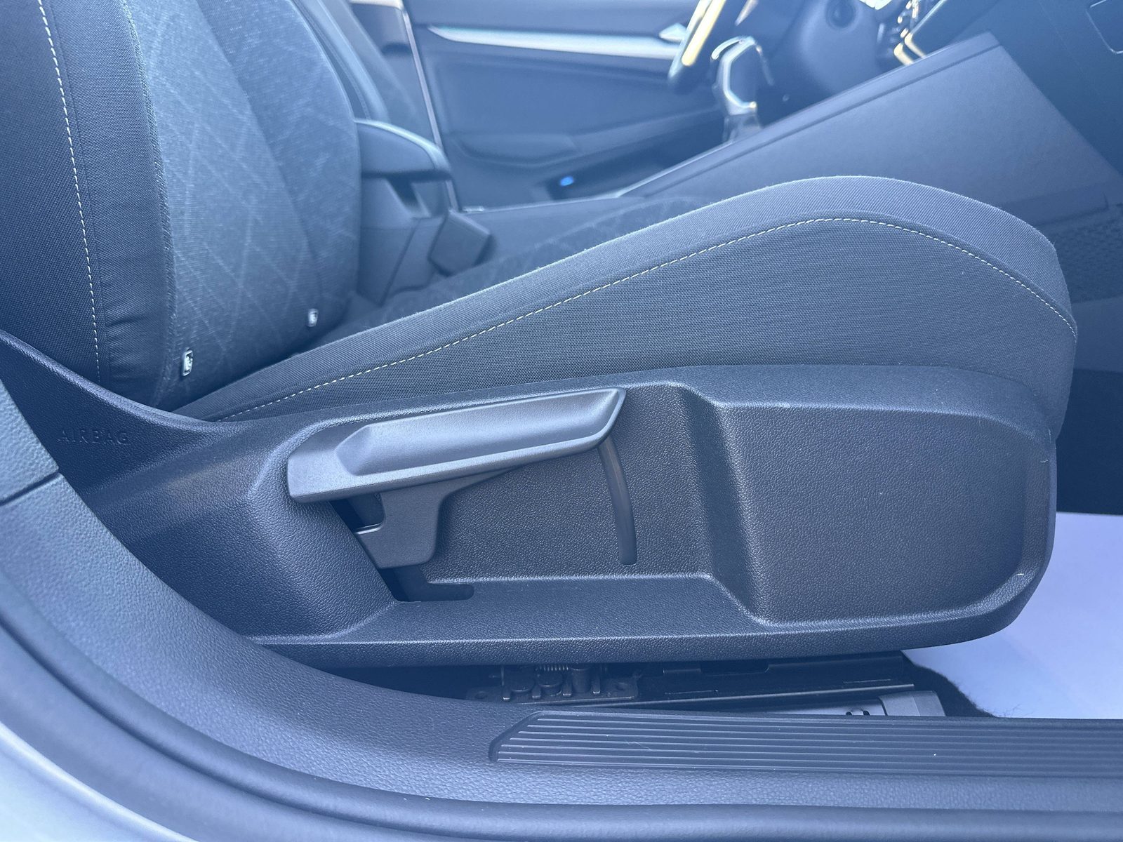 2023 Volkswagen Golf — fotografija 23