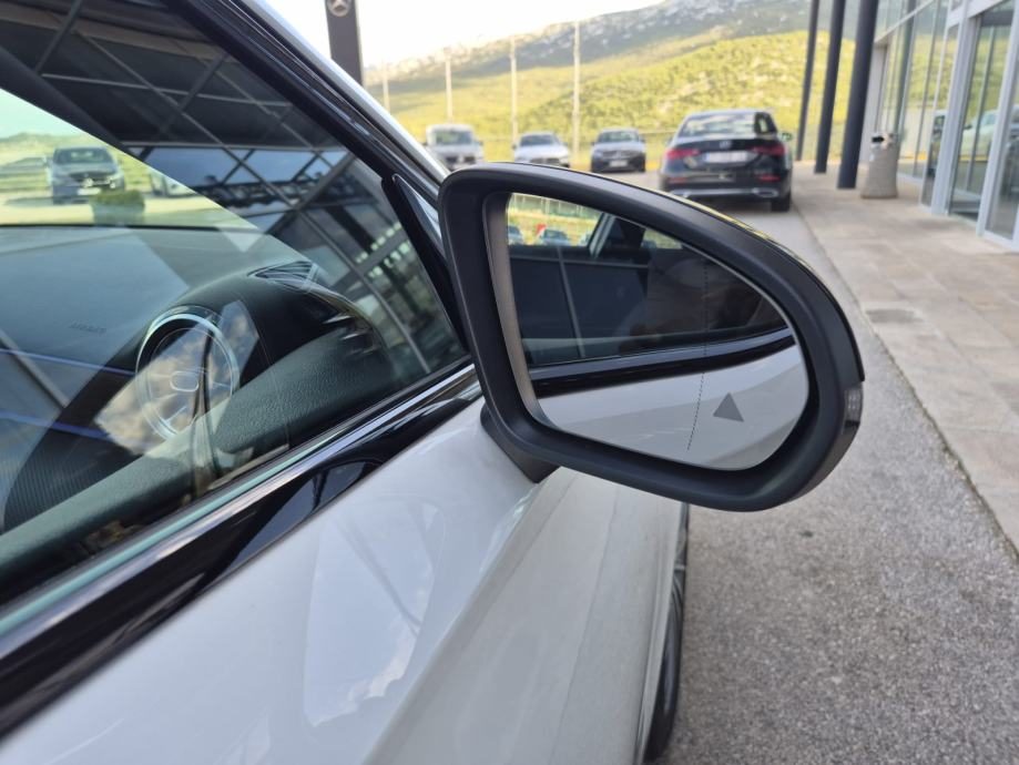 2024 Mercedes-Benz A-klasa — fotografija 8
