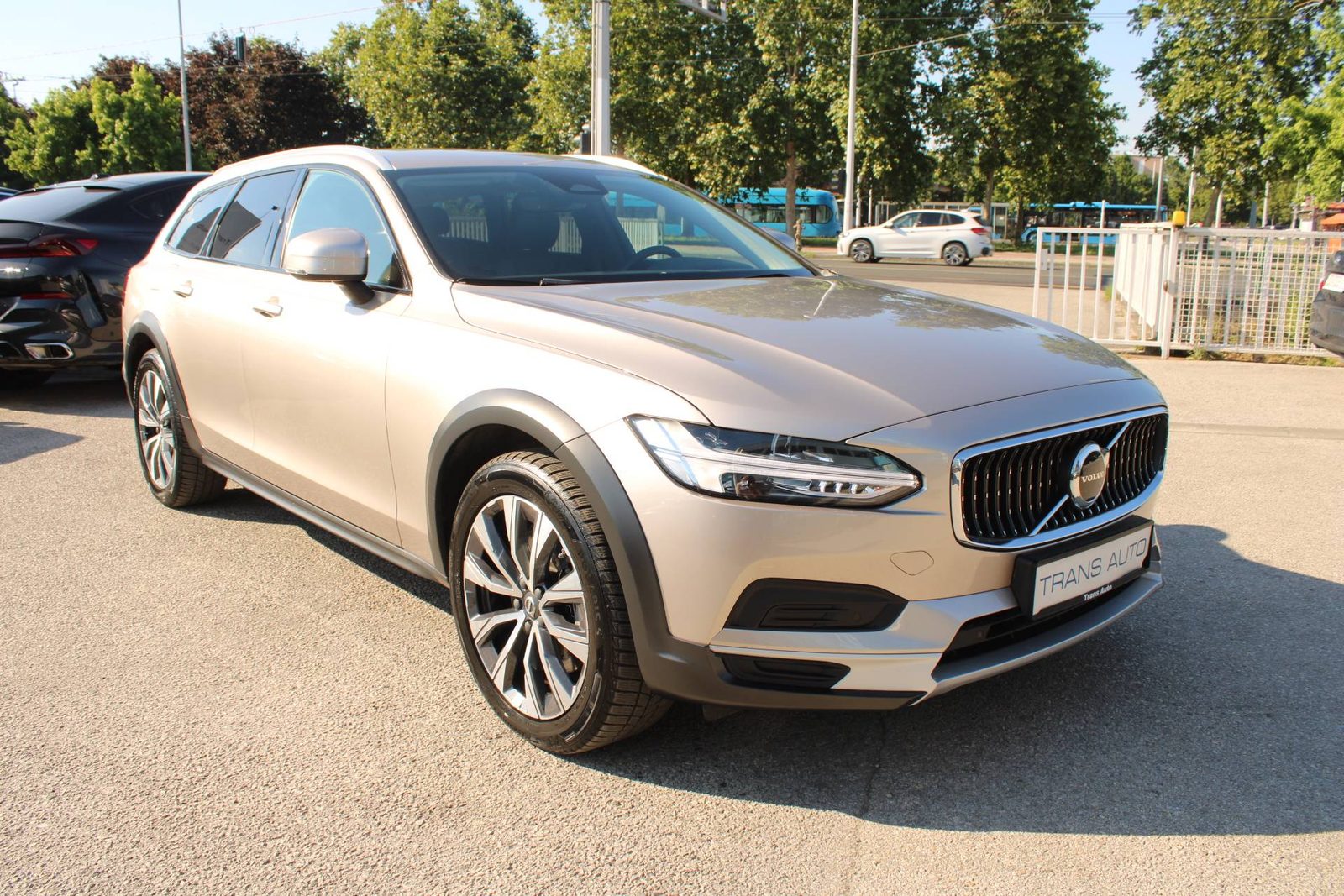 2023 Volvo V90 Cross Country — fotografija 3