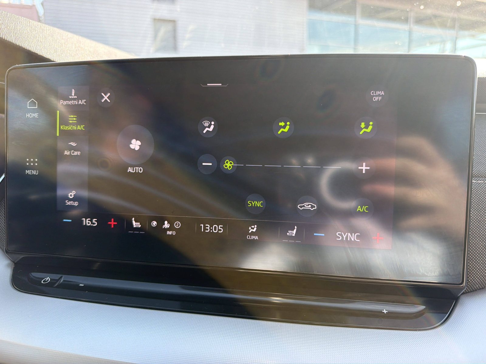 2023 Škoda Octavia Combi — fotografija 24