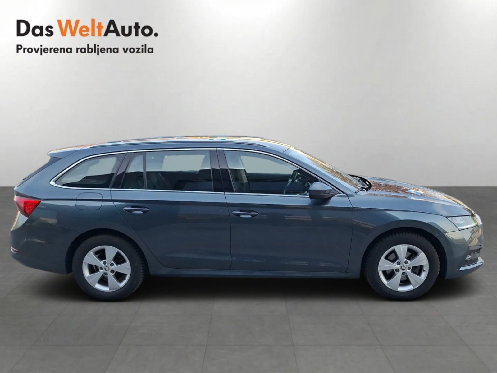 2022 Škoda Octavia Combi — fotografija 4