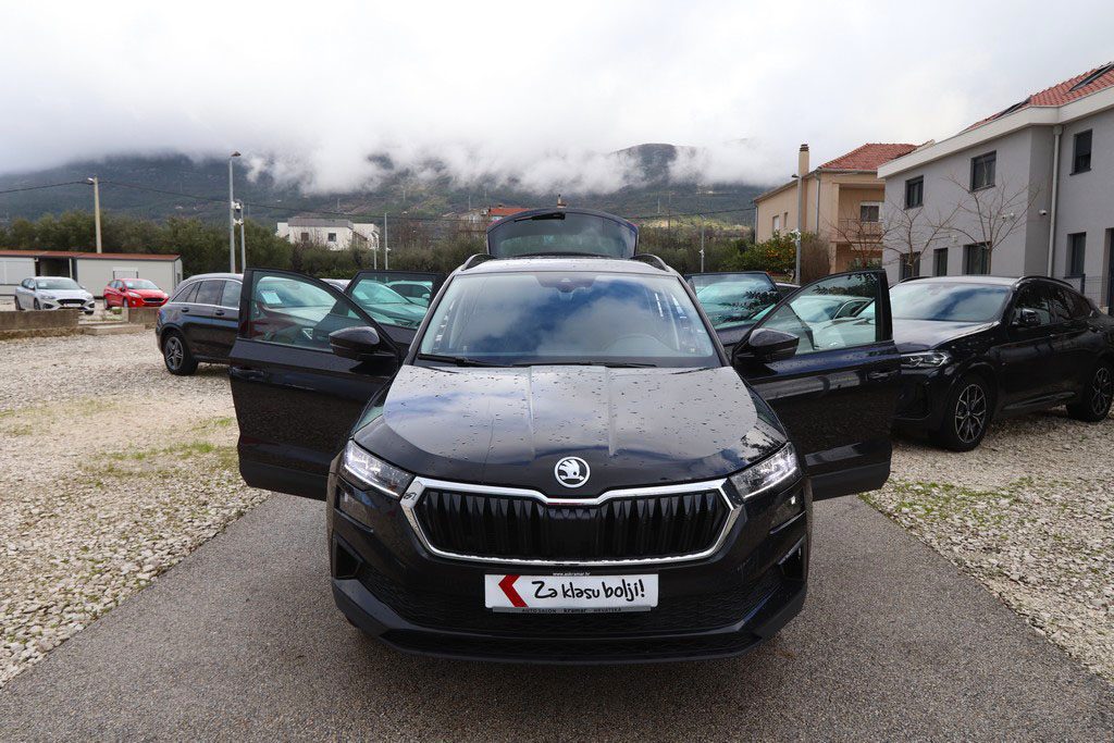 2023 Škoda Karoq — fotografija 14