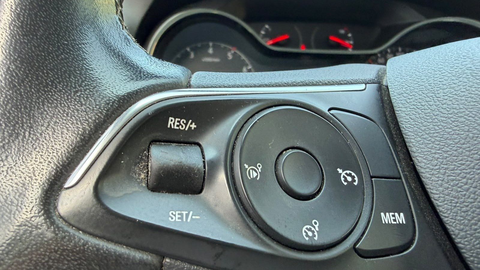 2021 Opel Grandland x — fotografija 19