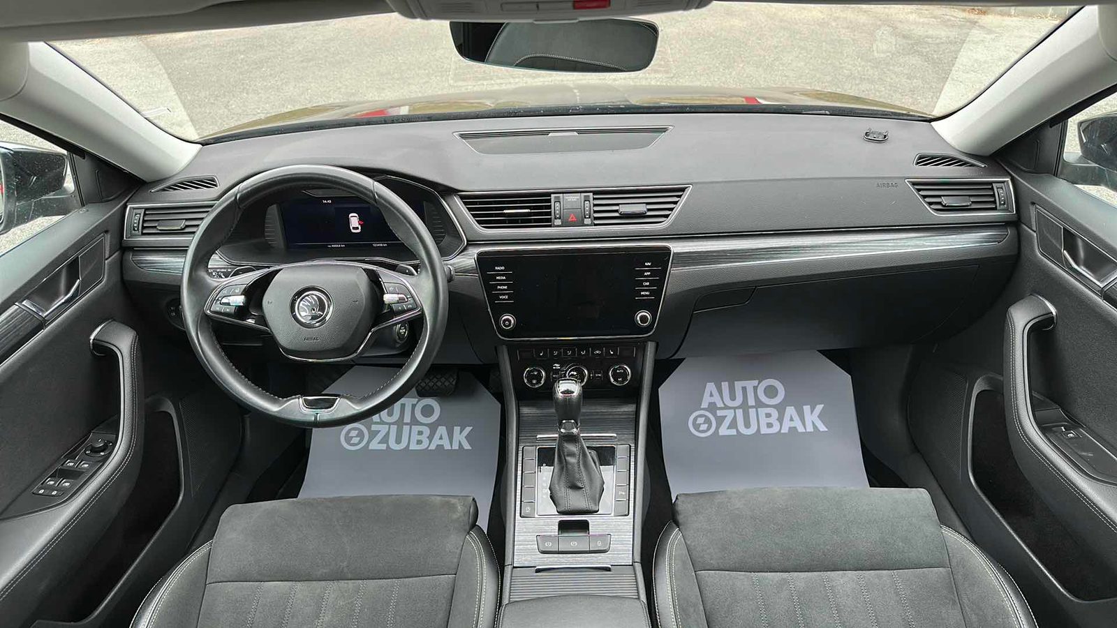 2023 Škoda Superb Combi — fotografija 11