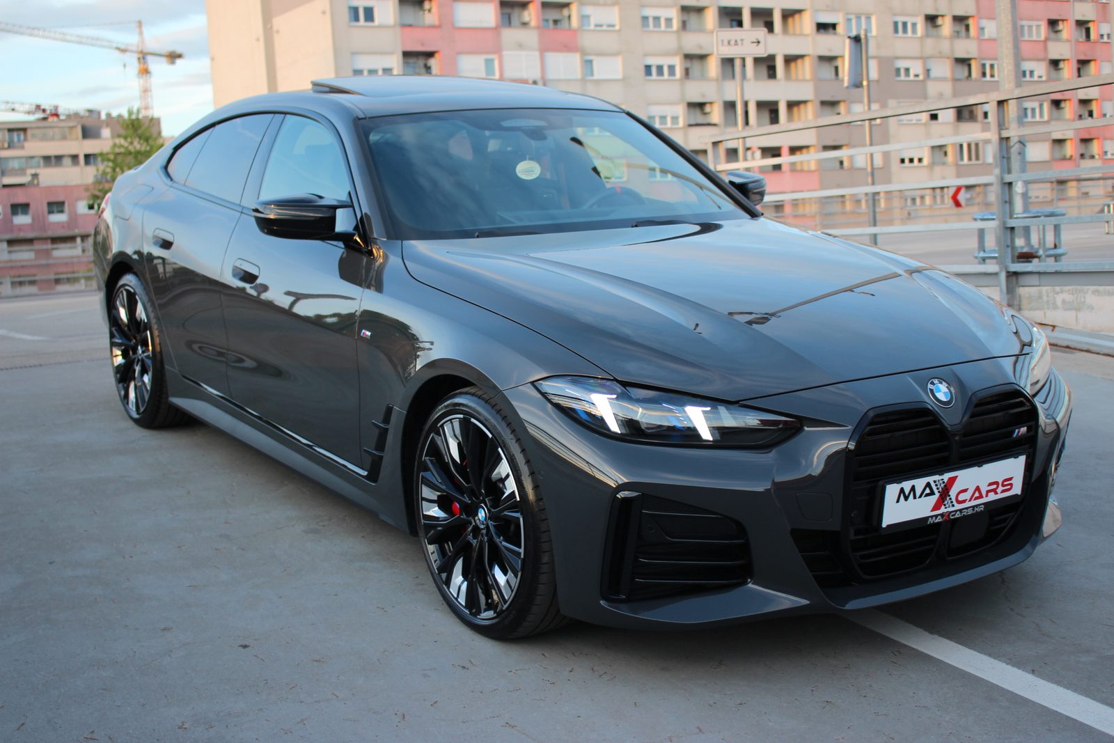 2025 BMW Serija 4 — fotografija 12