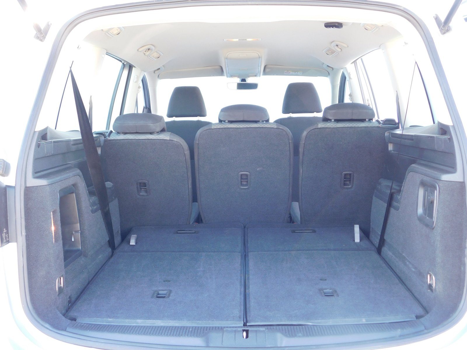 2016 Volkswagen Sharan — fotografija 17