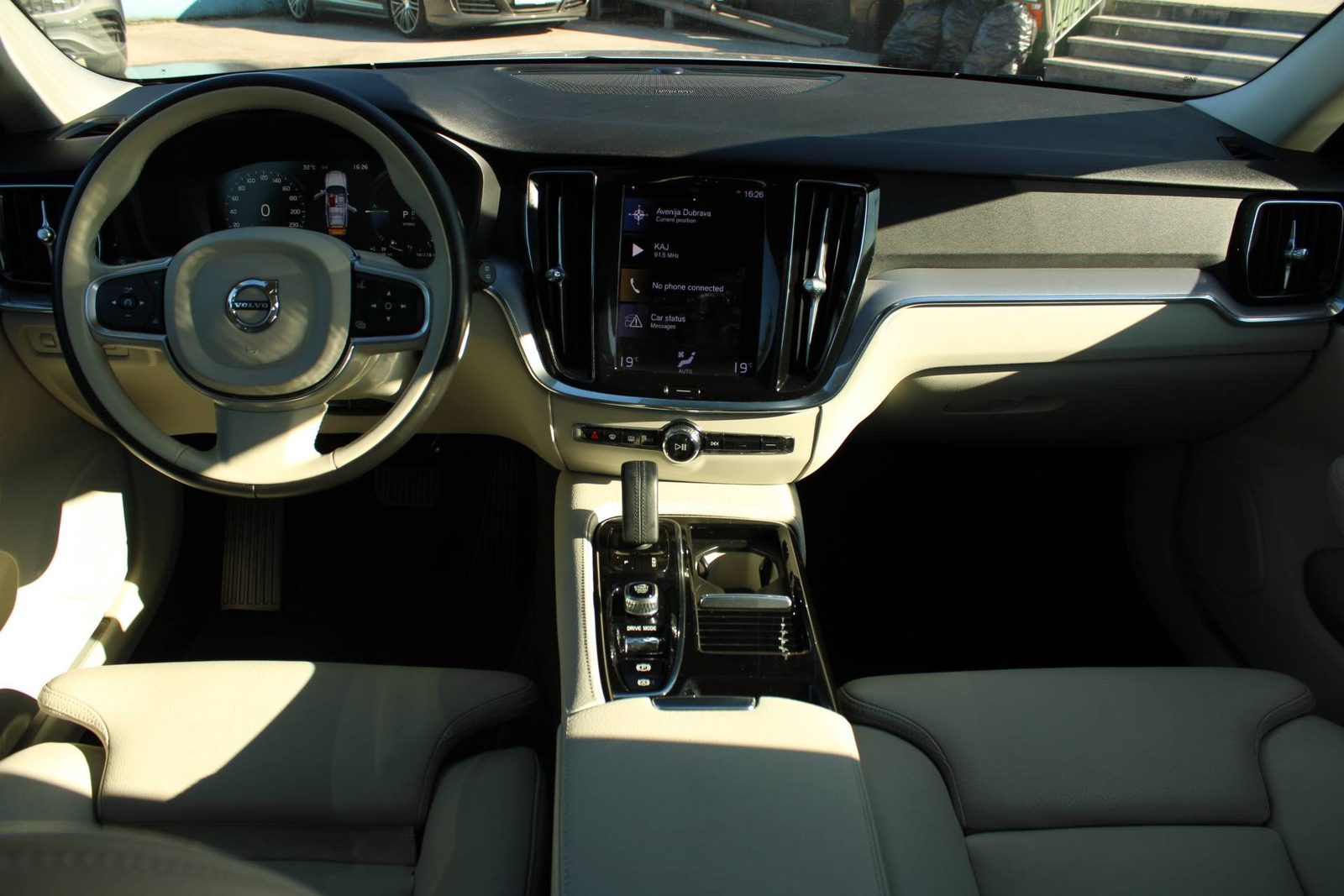 2021 Volvo V60 — fotografija 13