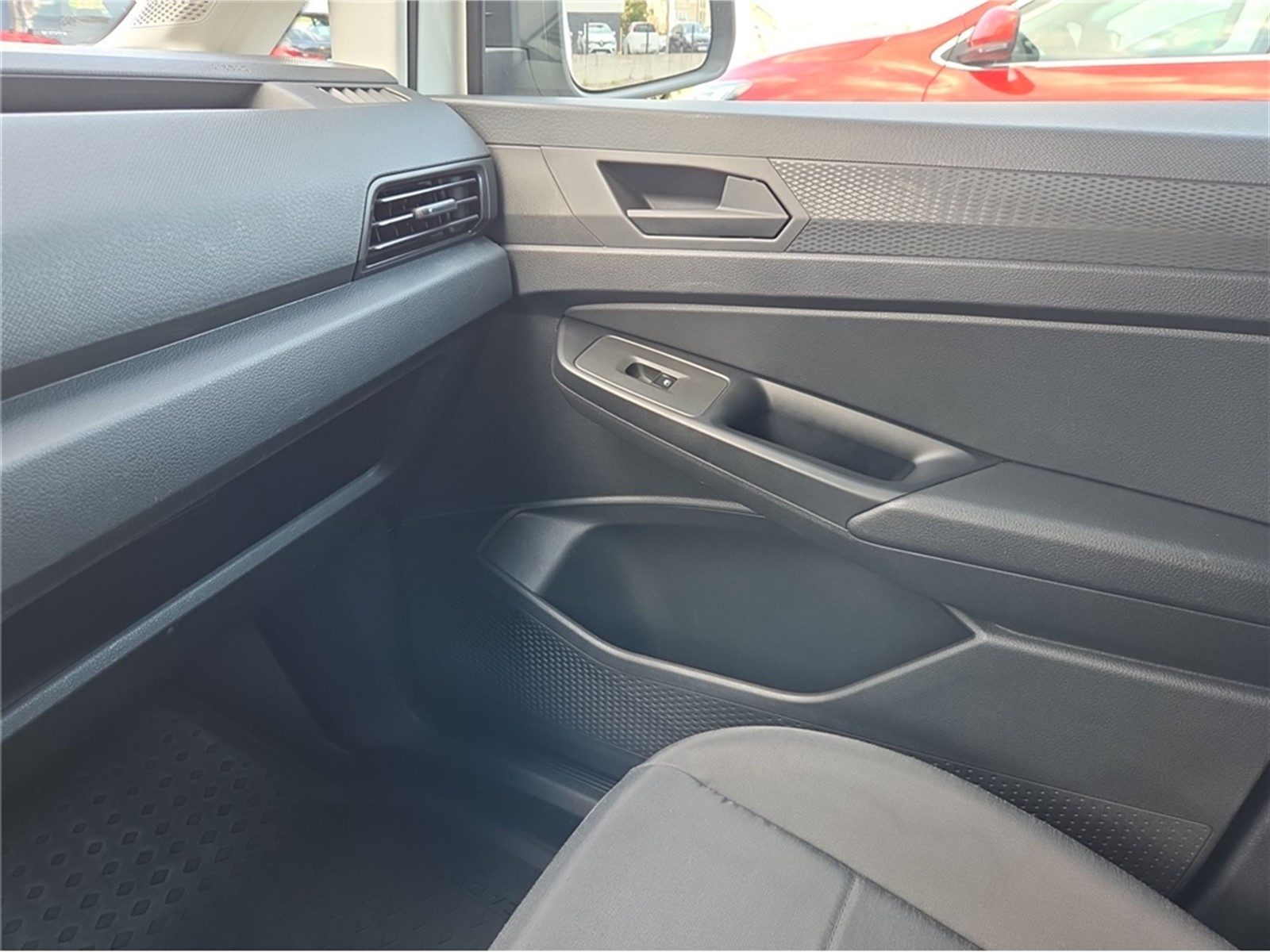 2023 Volkswagen Caddy — fotografija 16