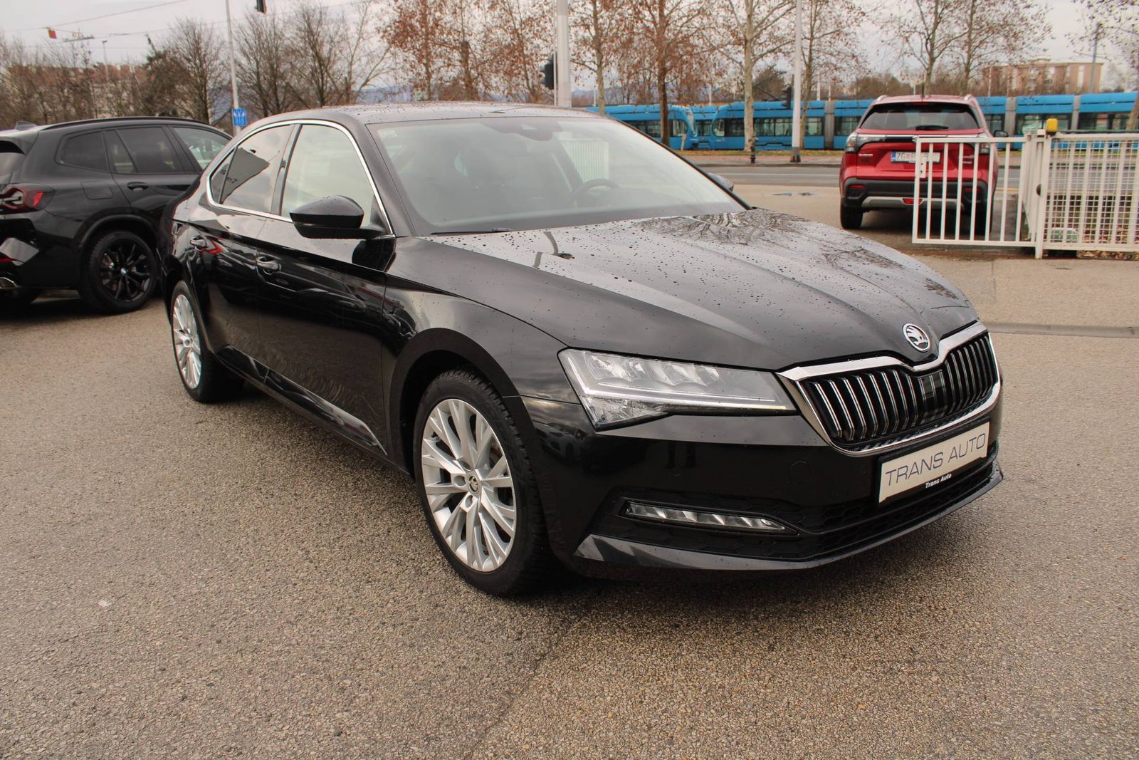 2023 Škoda Superb — fotografija 3