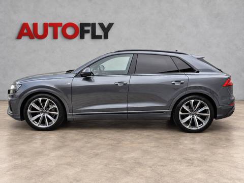 2019 Audi Q8 S line — sličica 4