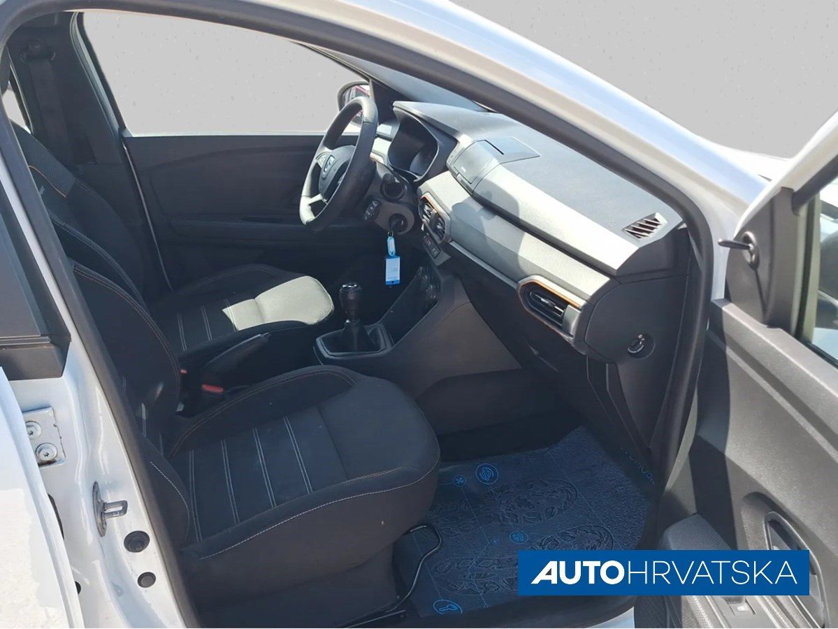2022 Dacia Sandero — fotografija 10