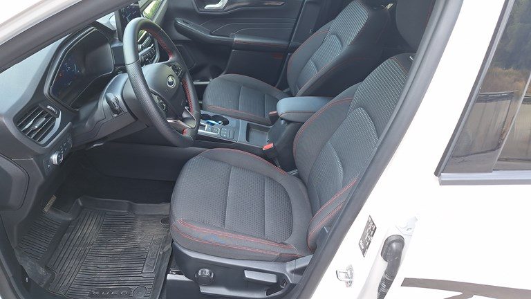 2023 Ford Kuga — fotografija 5