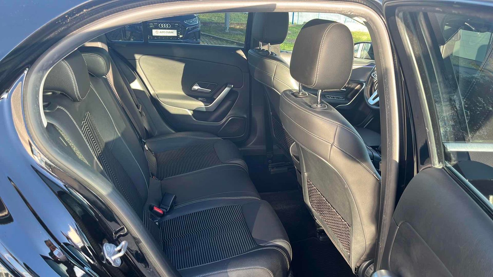 2019 Mercedes-Benz A-klasa — fotografija 10