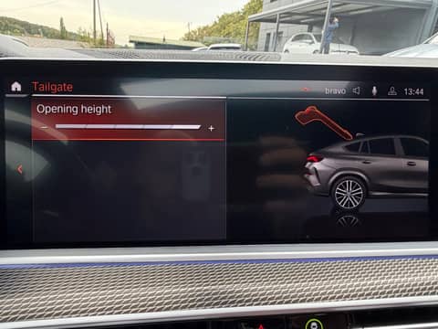 2022 BMW X6 M Sport — sličica 25