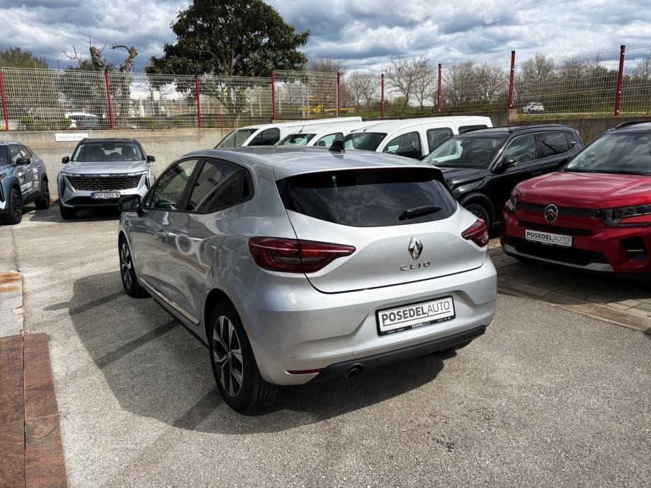 2023 Renault Clio — fotografija 5