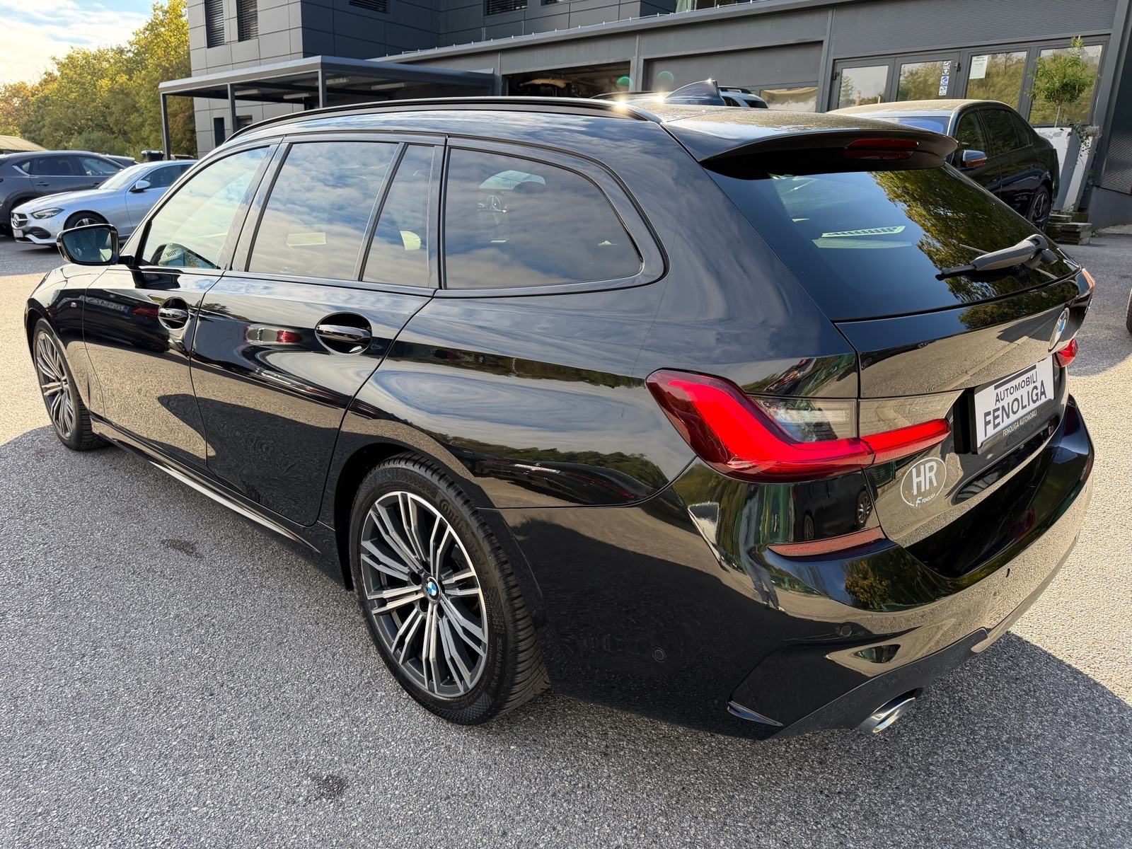 2021 BMW Serija 3 M Sport — fotografija 4