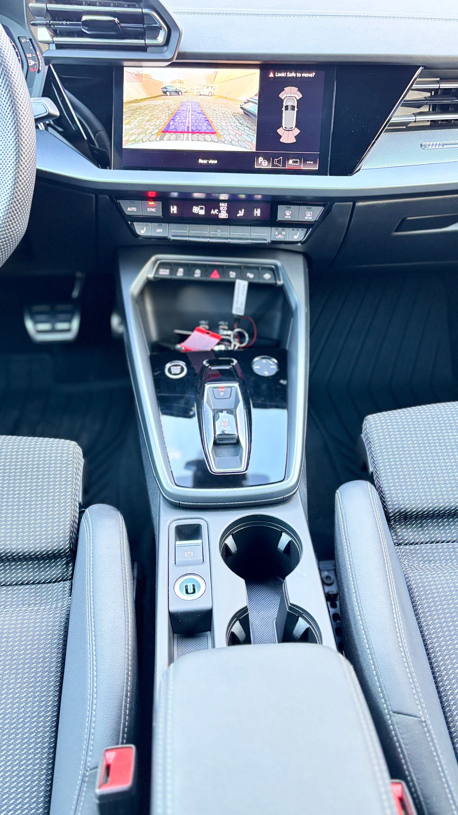 2025 Audi A3 Sportback S line — fotografija 11