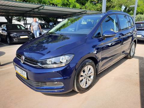 2019 Volkswagen Touran — sličica 7