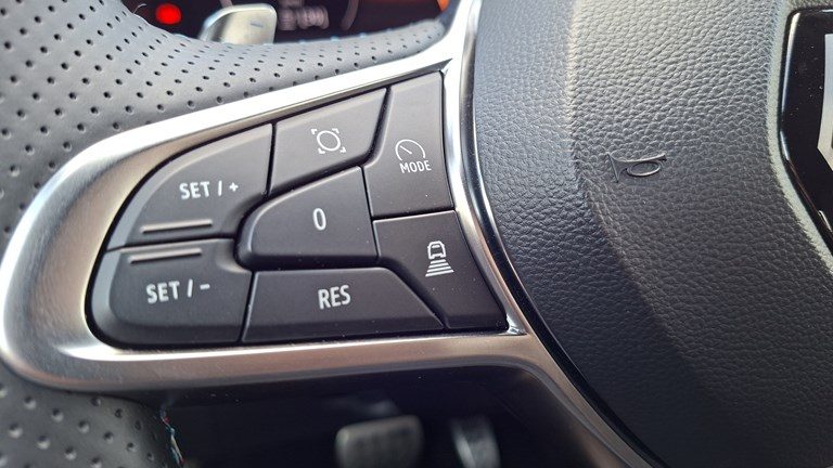 2024 Renault Captur — fotografija 16