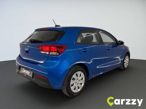 2022 Kia Rio — sličica 6