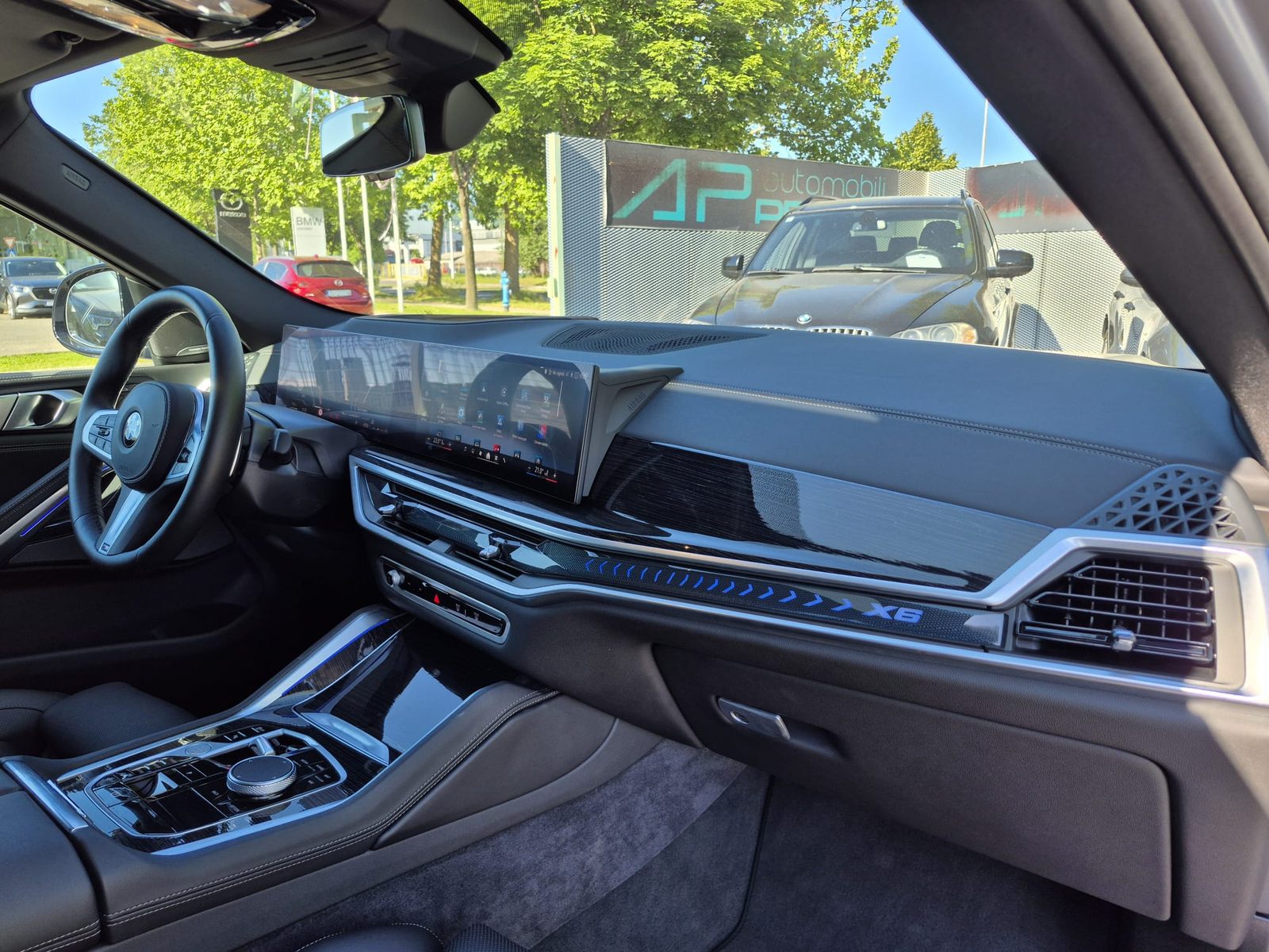 2025 BMW X6 — fotografija 27