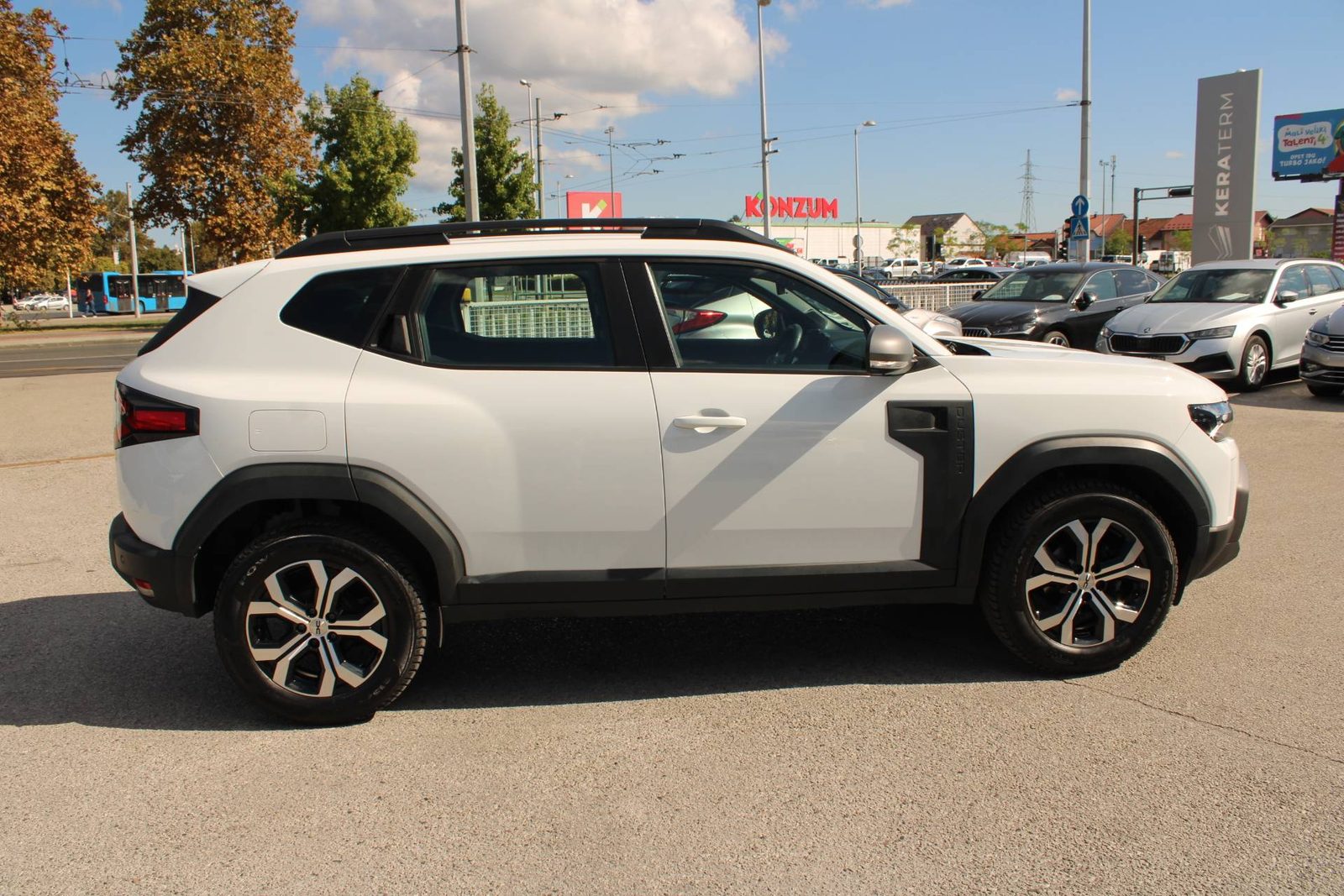 2024 Dacia Duster — fotografija 4