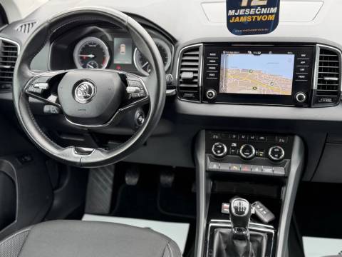 2022 Škoda Karoq — sličica 20