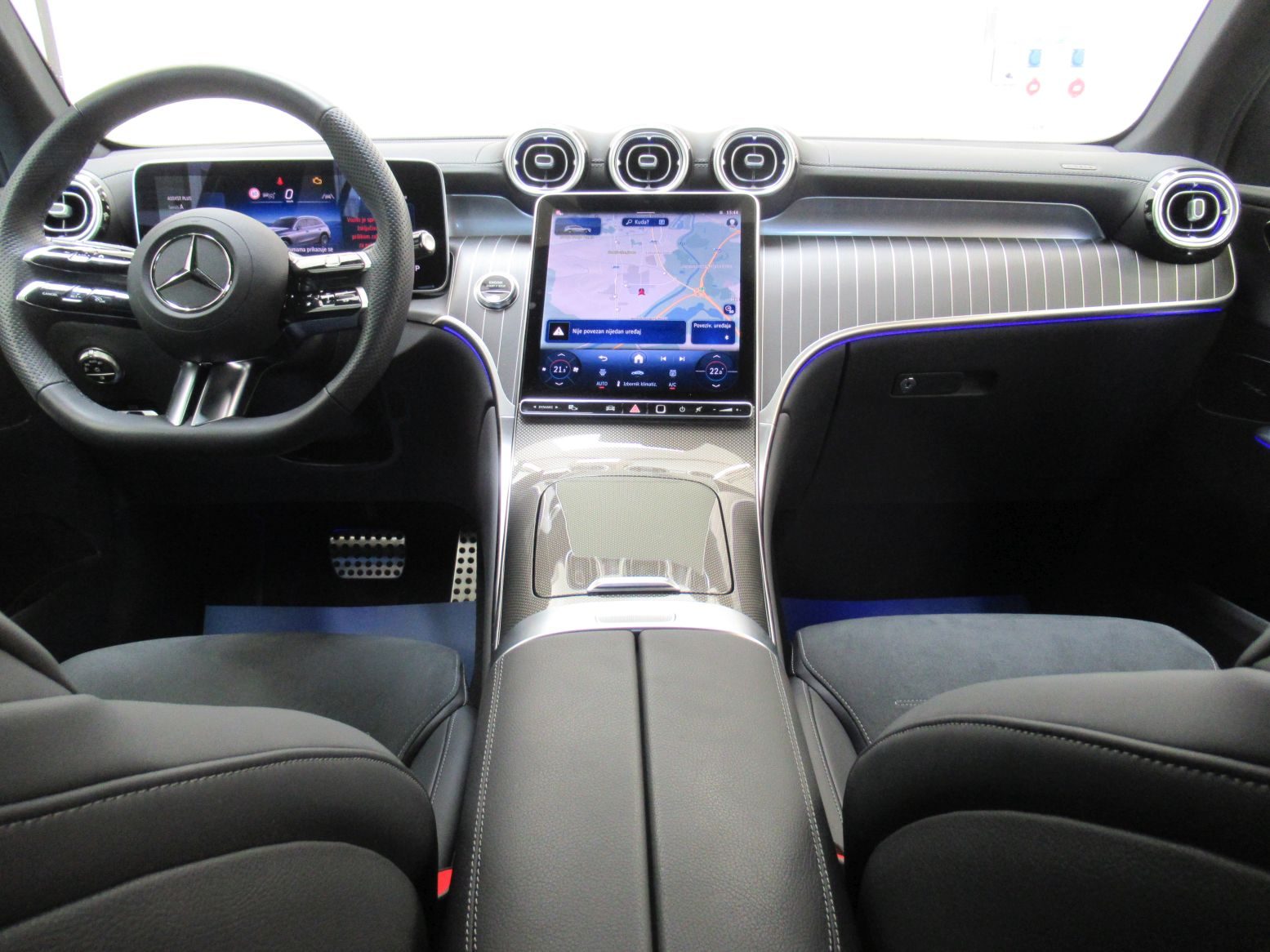 2025 Mercedes-Benz GLC AMG Line — fotografija 13
