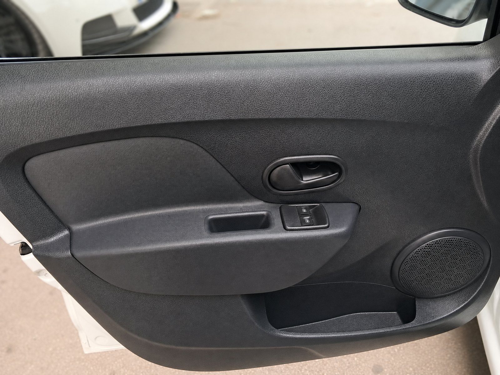 2020 Dacia Sandero — fotografija 14