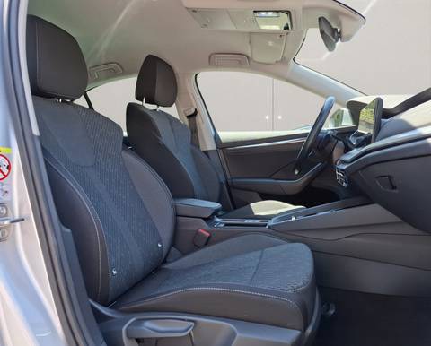 2022 Škoda Octavia — sličica 14