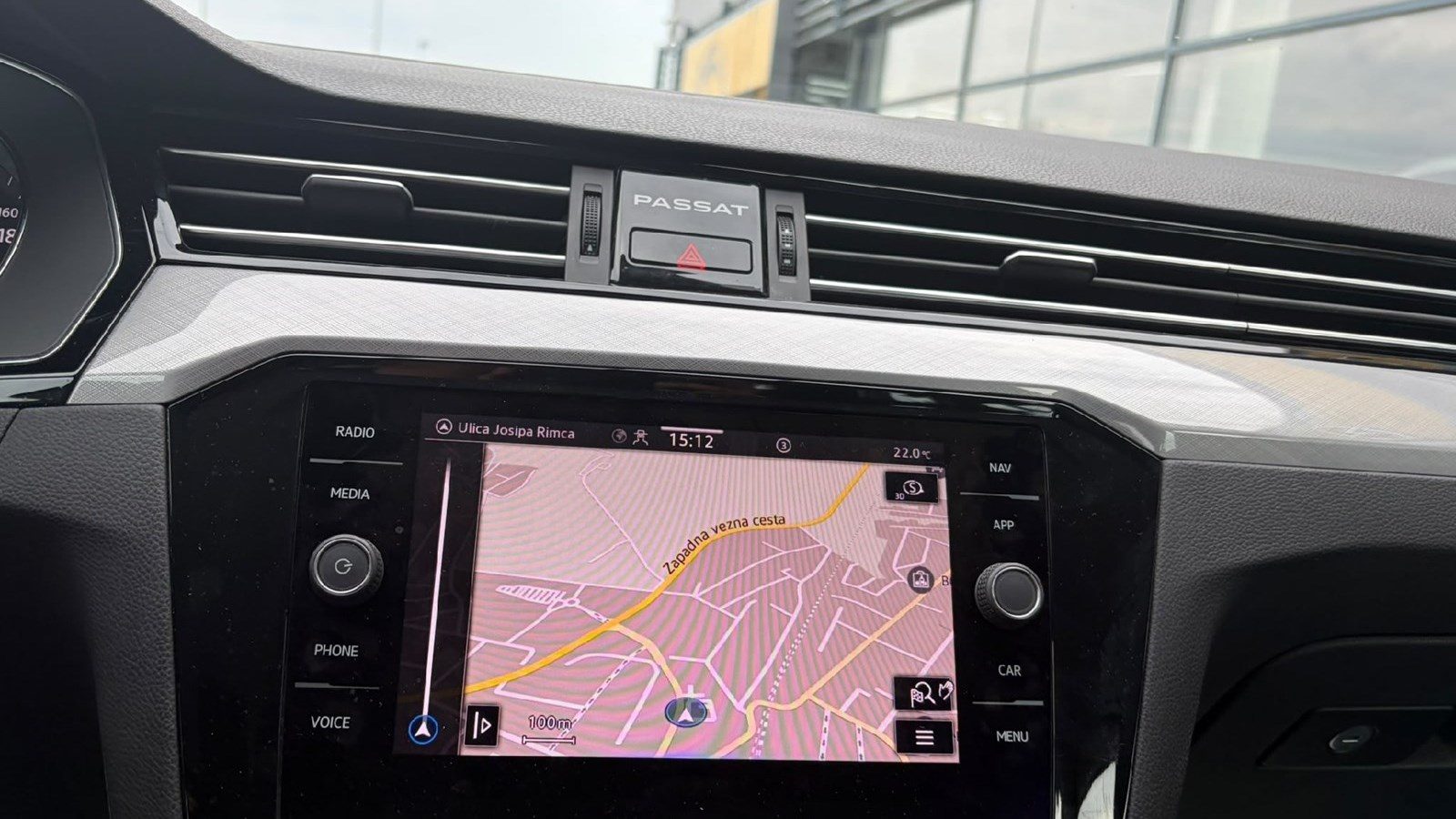 2022 Volkswagen Passat — fotografija 25