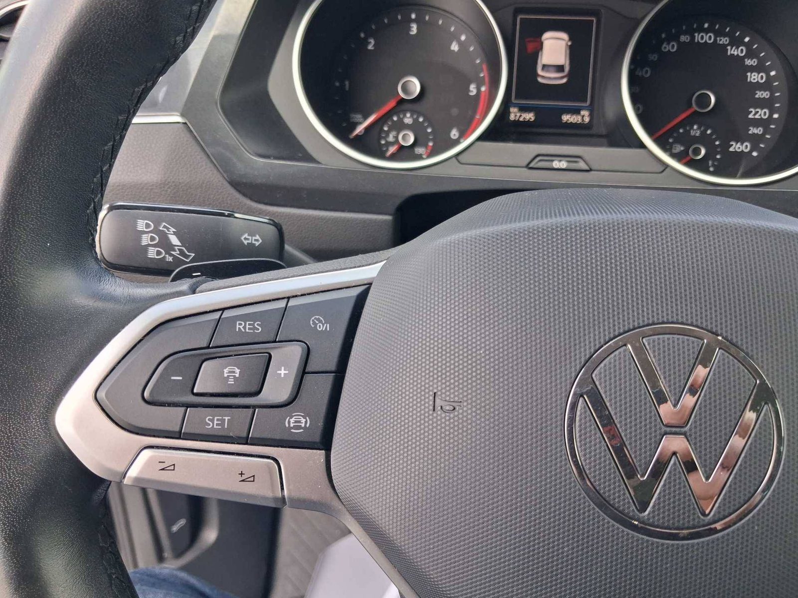 2023 Volkswagen Tiguan — fotografija 19