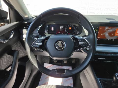 2023 Škoda Octavia Combi — sličica 10
