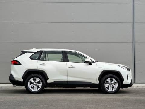 2021 Toyota RAV4 — sličica 11