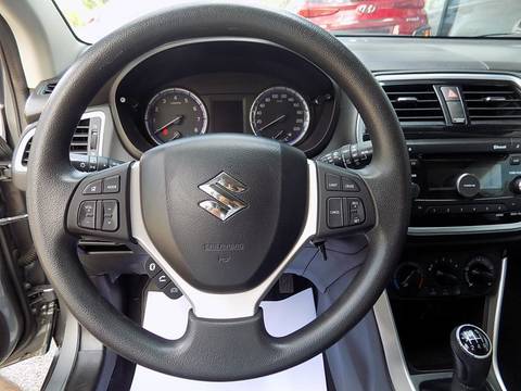 2017 Suzuki SX4 — sličica 9