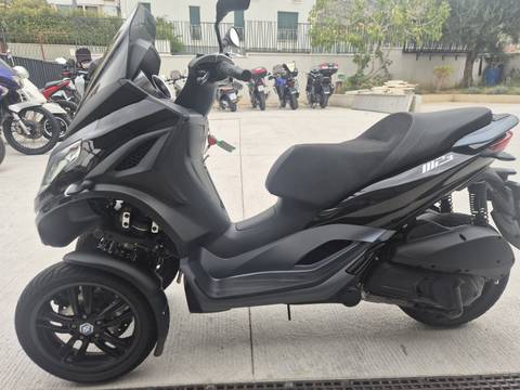 2023 Piaggio MP3 300 — sličica 15