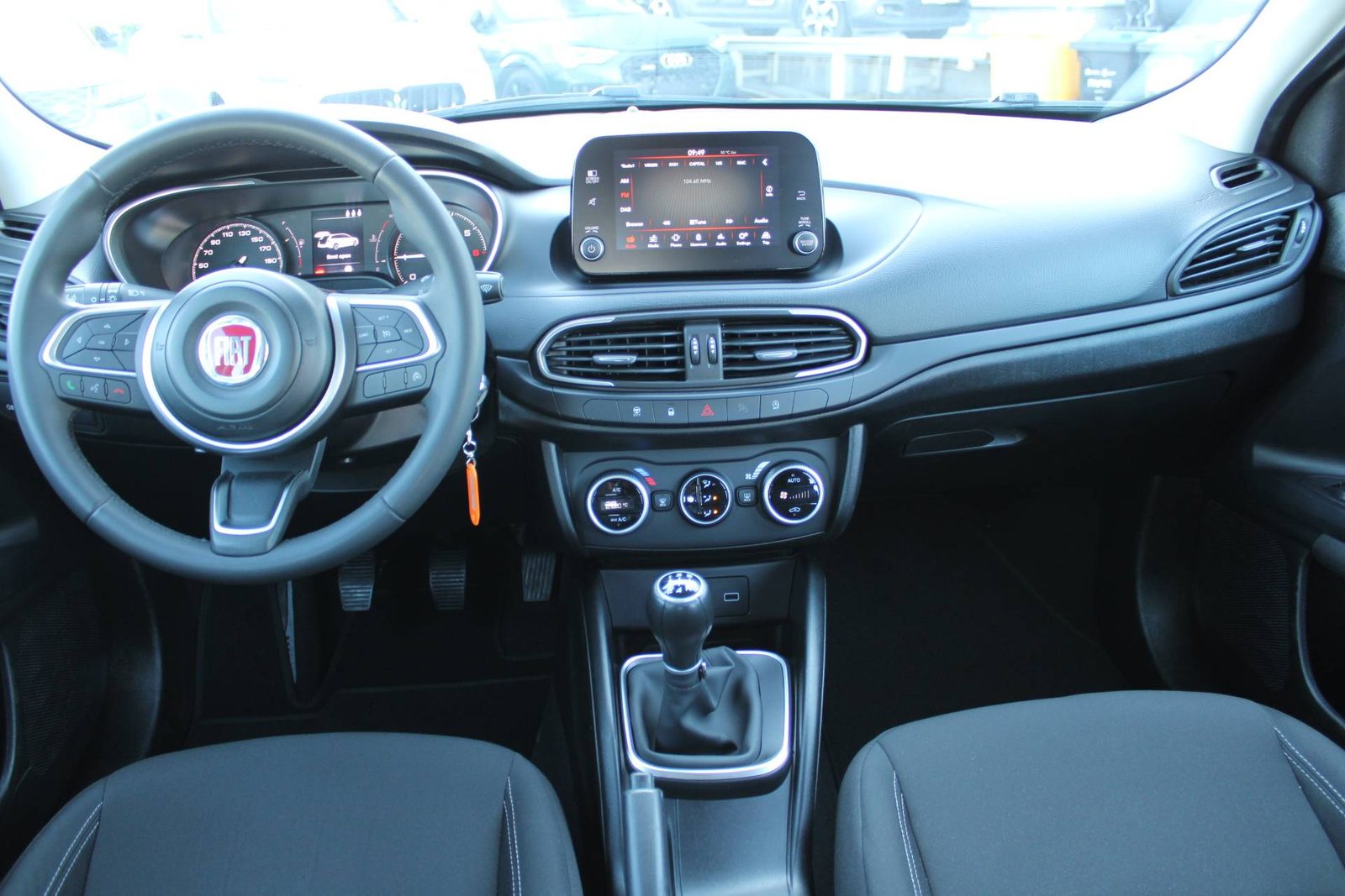 2023 Fiat Tipo — fotografija 13