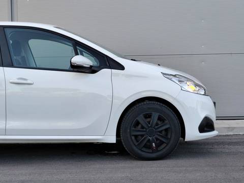 2019 Peugeot 208 — sličica 10