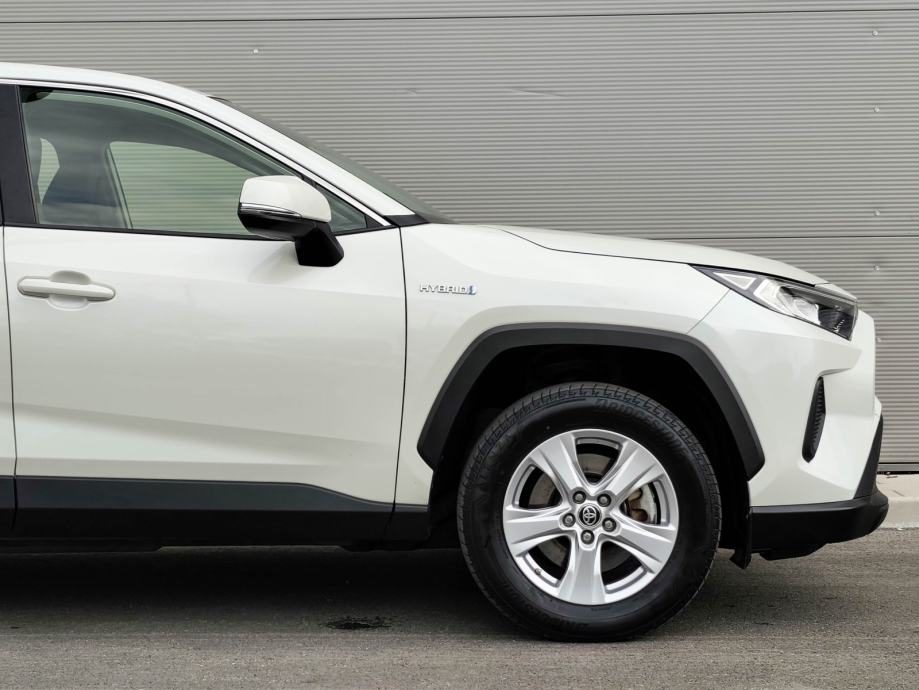 2021 Toyota RAV4 — fotografija 13
