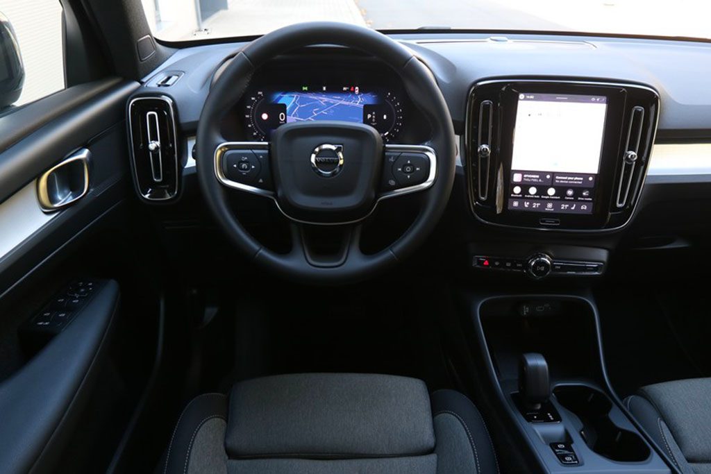2026 Volvo XC40 — fotografija 11