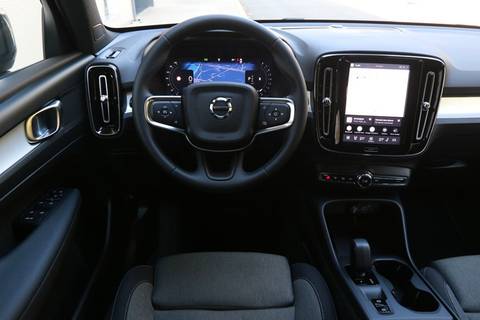 2026 Volvo XC40 — sličica 11