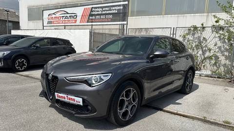 2022 Alfa Romeo Stelvio