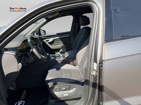 2025 Volkswagen Touareg — sličica 9