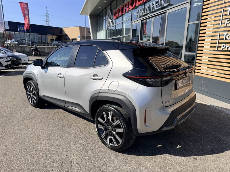 2026 Toyota Yaris Cross — fotografija 4
