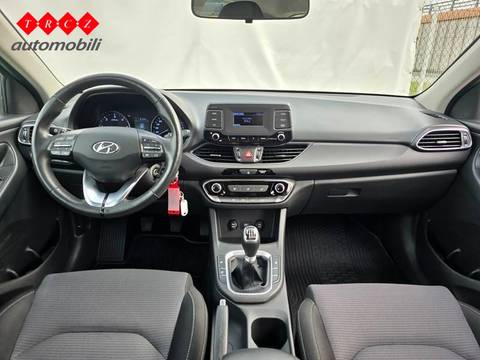 2021 Hyundai i30 — sličica 8