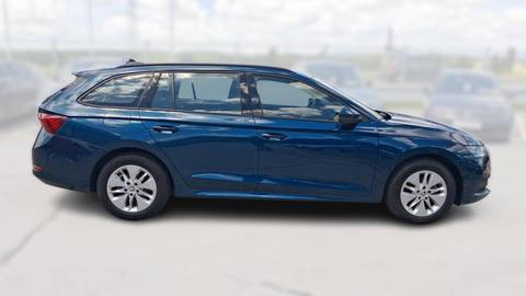 2022 Škoda Octavia Combi — sličica 8