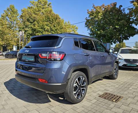 2023 Jeep Compass — sličica 6