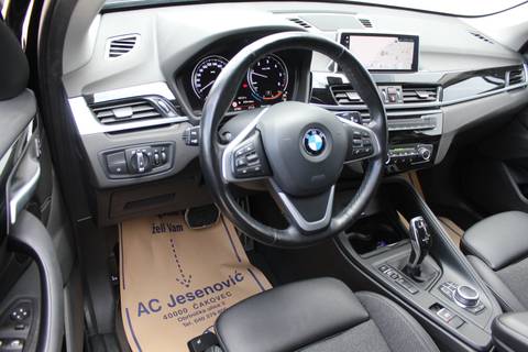 2021 BMW X1 — sličica 9