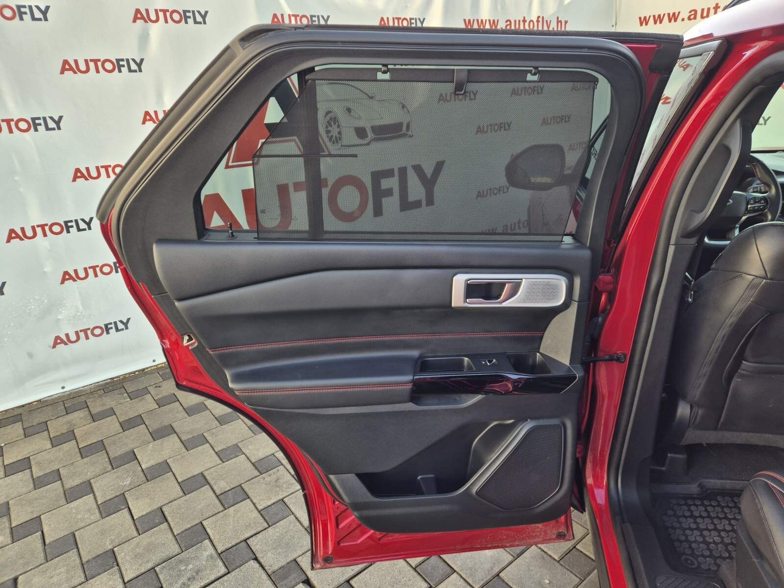 2023 Ford Explorer ST-Line — fotografija 22