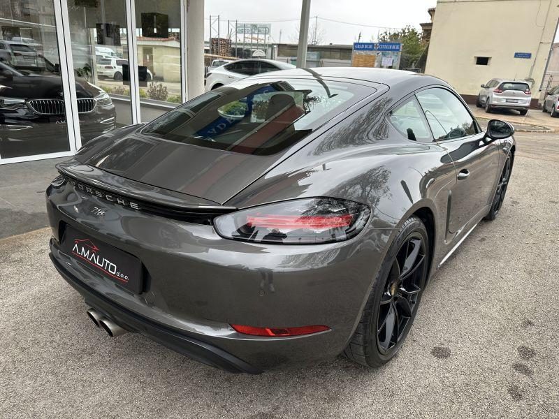 2017 Porsche Cayman — fotografija 4